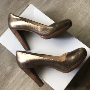 Banana Republic shoes